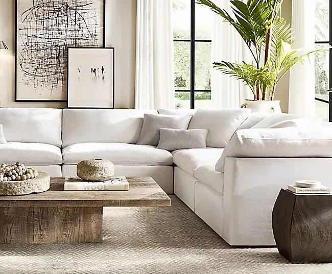 What You Should Know About Chaise Sofas