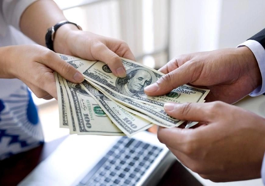 Need emergency funds tomorrow? Slick Cash Loans offers Payday Loans.