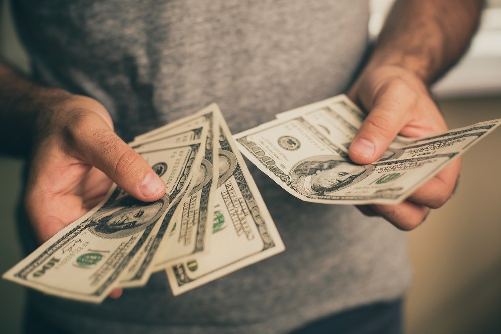 Slick Cash Loan is Offering Instant Payday Loans Online –