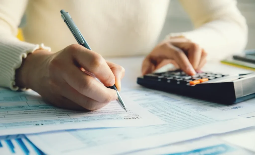 Common Tax Filing Mistakes And How A Tax Accountant Can Help