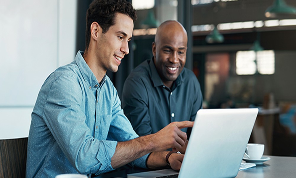 Does HR handle seasonal workforce fluctuations in hospitality?